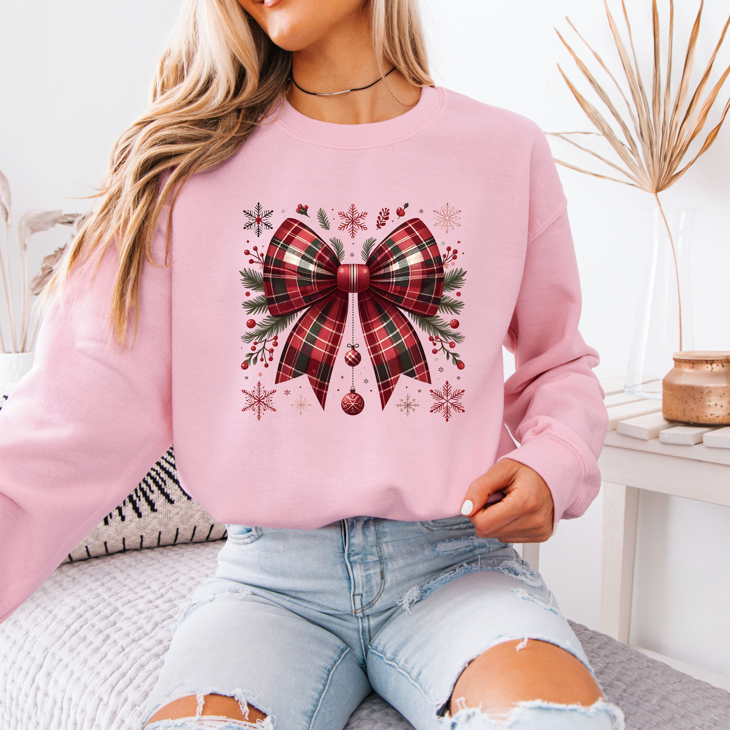 🎀 Cozy Tartan Christmas Bow 🎄🧣  Organic Cotton Sweatshirt