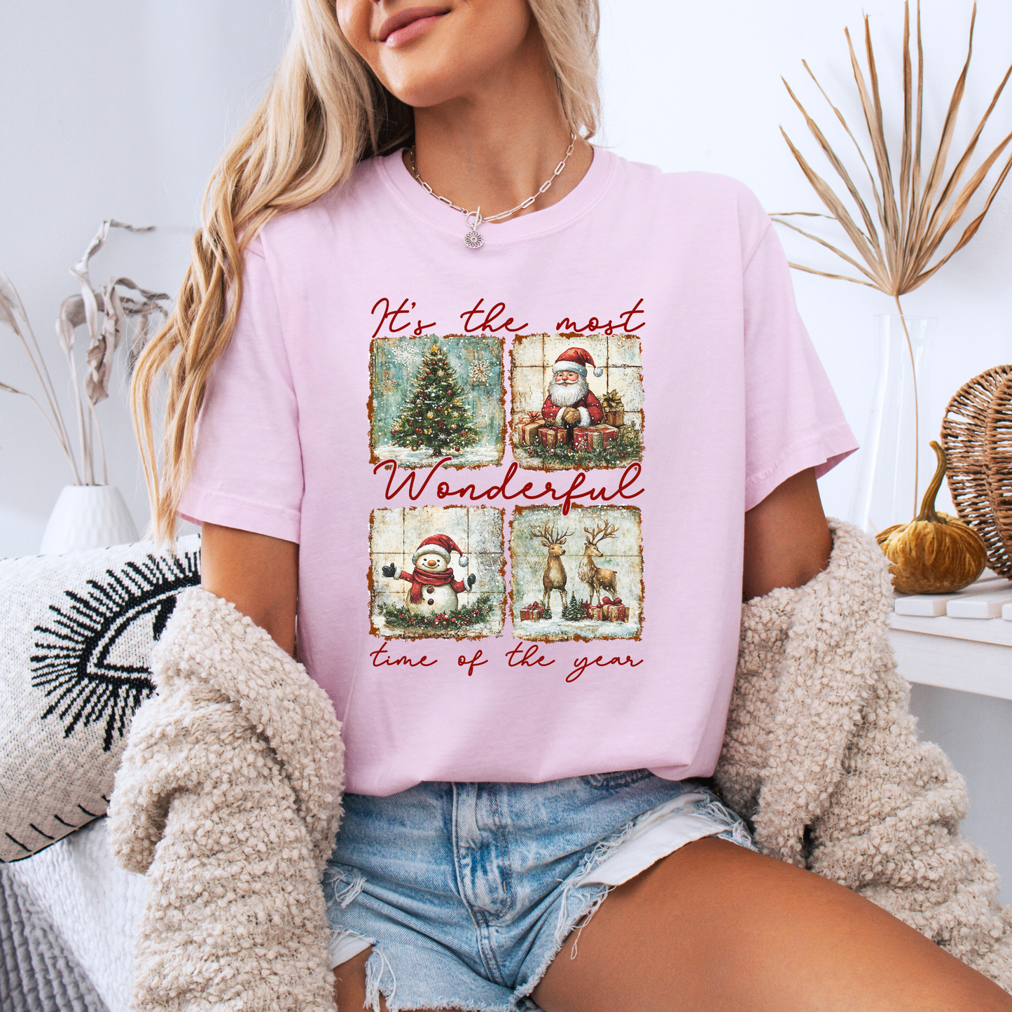 🌟🎅🏼 Vintage Christmas Magic 💫 100% Organic Cotton T-Shirt
