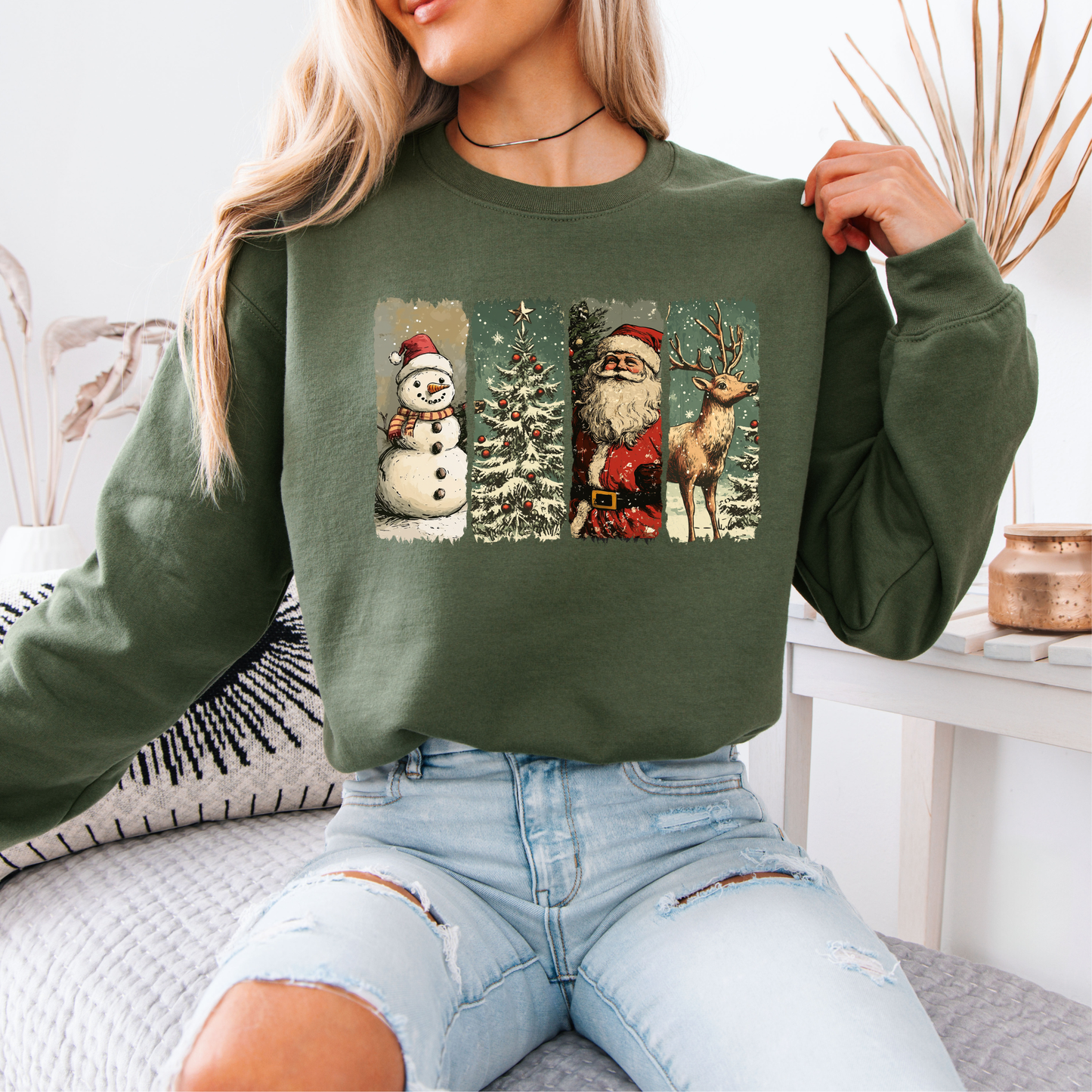 🌟 Retro Holiday Magic 🎄 Organic Cotton Sweatshirt