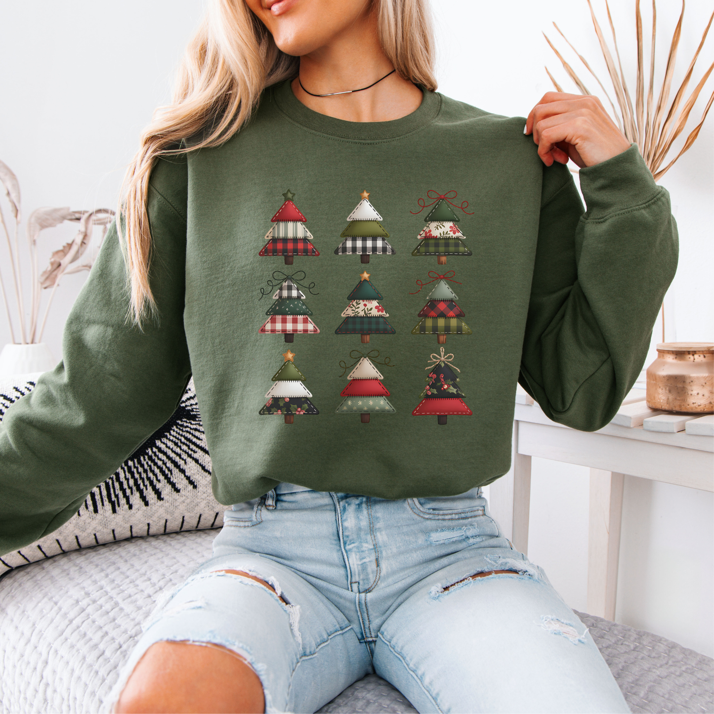 🧵 Stitched Christmas Trees🎄 Organic Cotton Sweatshirt