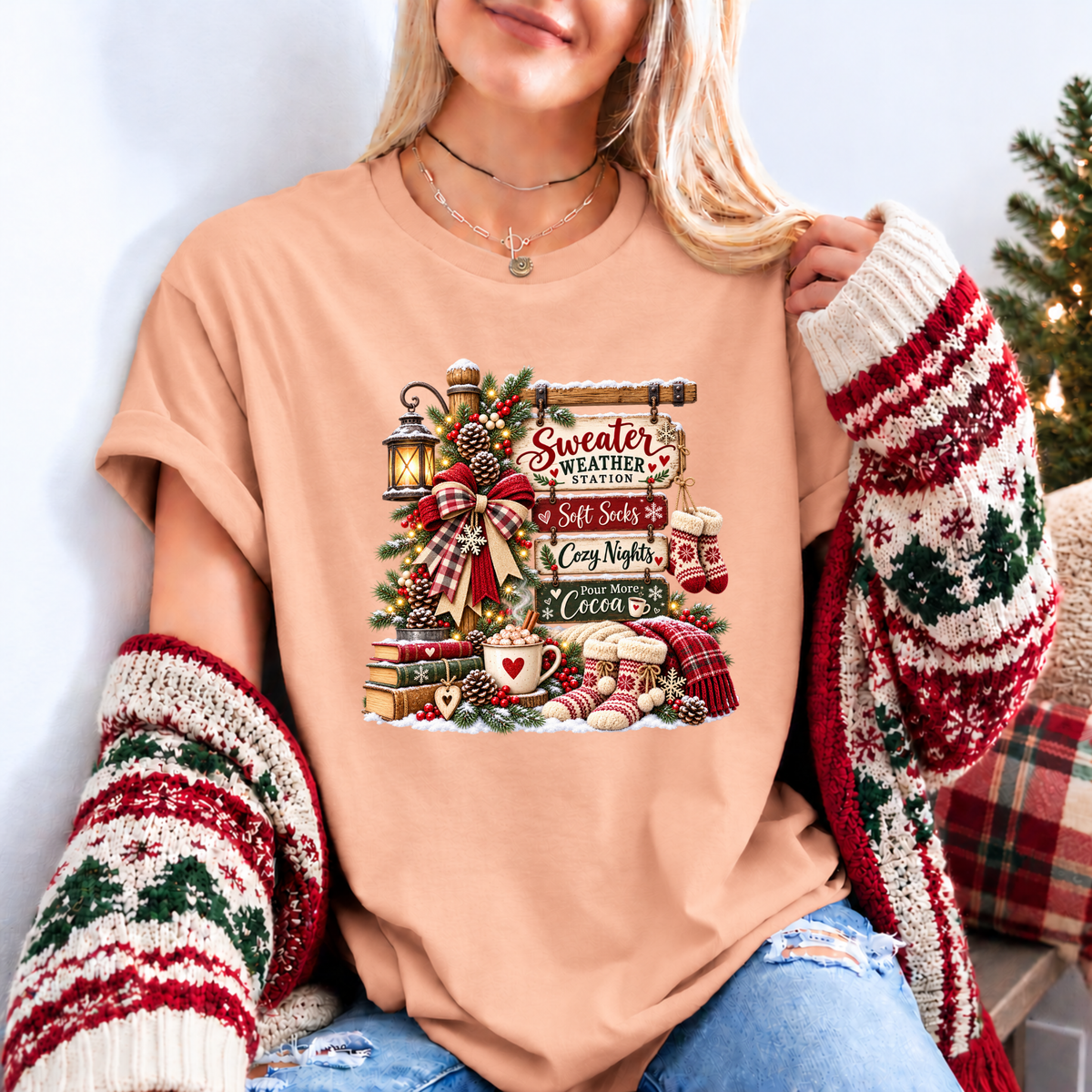 The Cosy Christmas Corner šāā¤ļø Organic Cotton Christmas T-Shirt