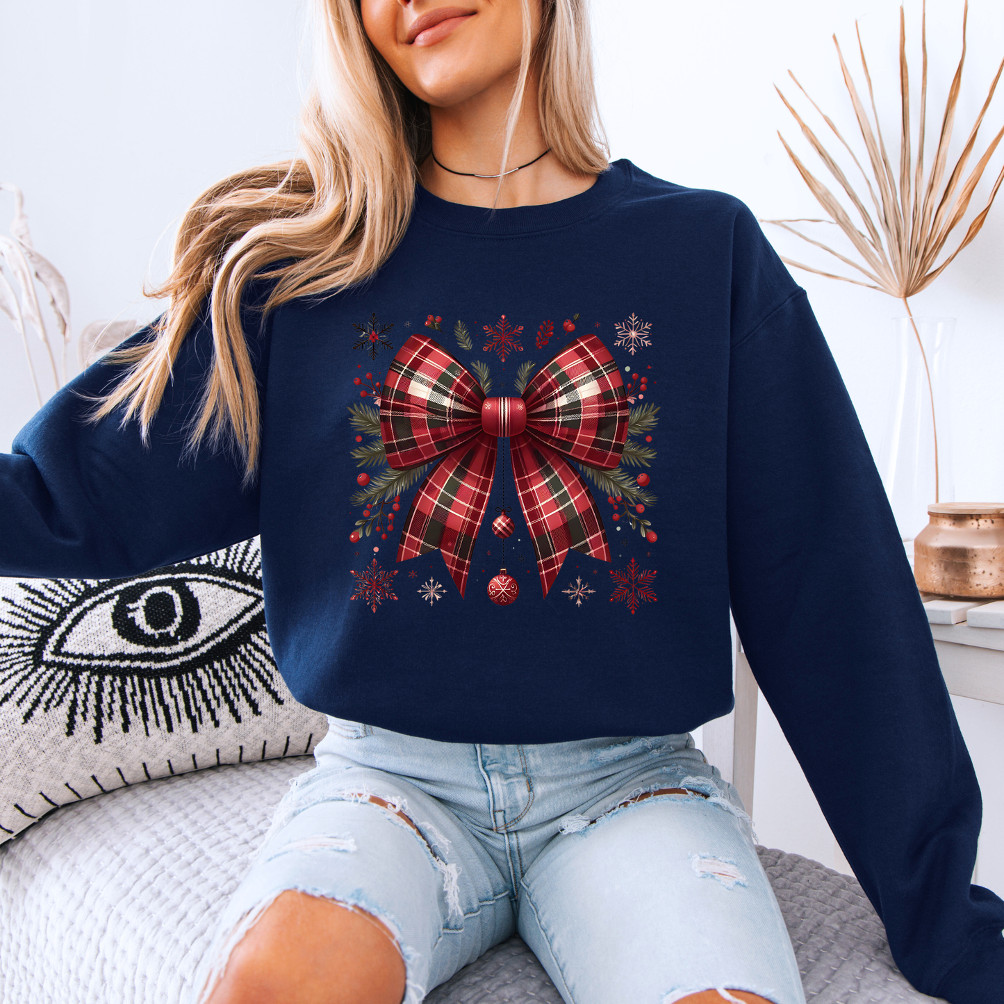 🎀 Cozy Tartan Christmas Bow 🎄🧣  Organic Cotton Sweatshirt