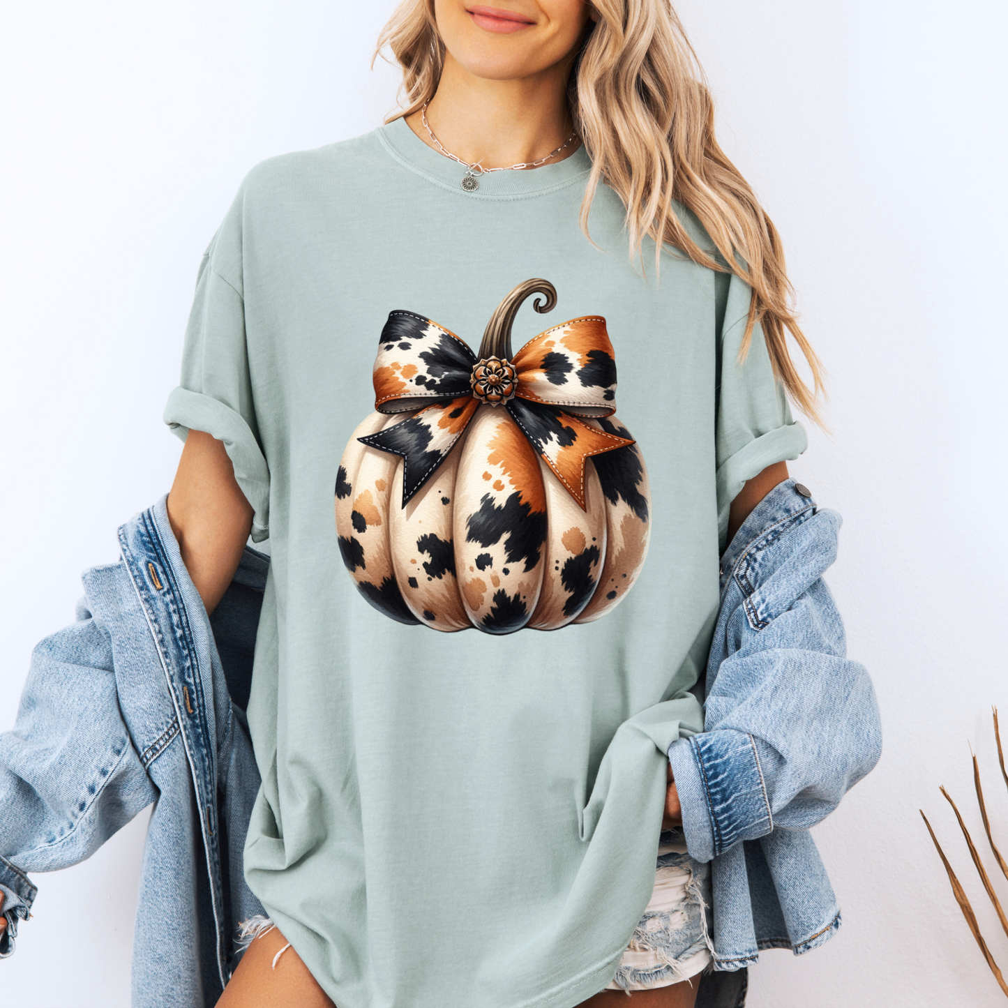 Cowhide Pumpkin - 100% Organic cotton T-shirt