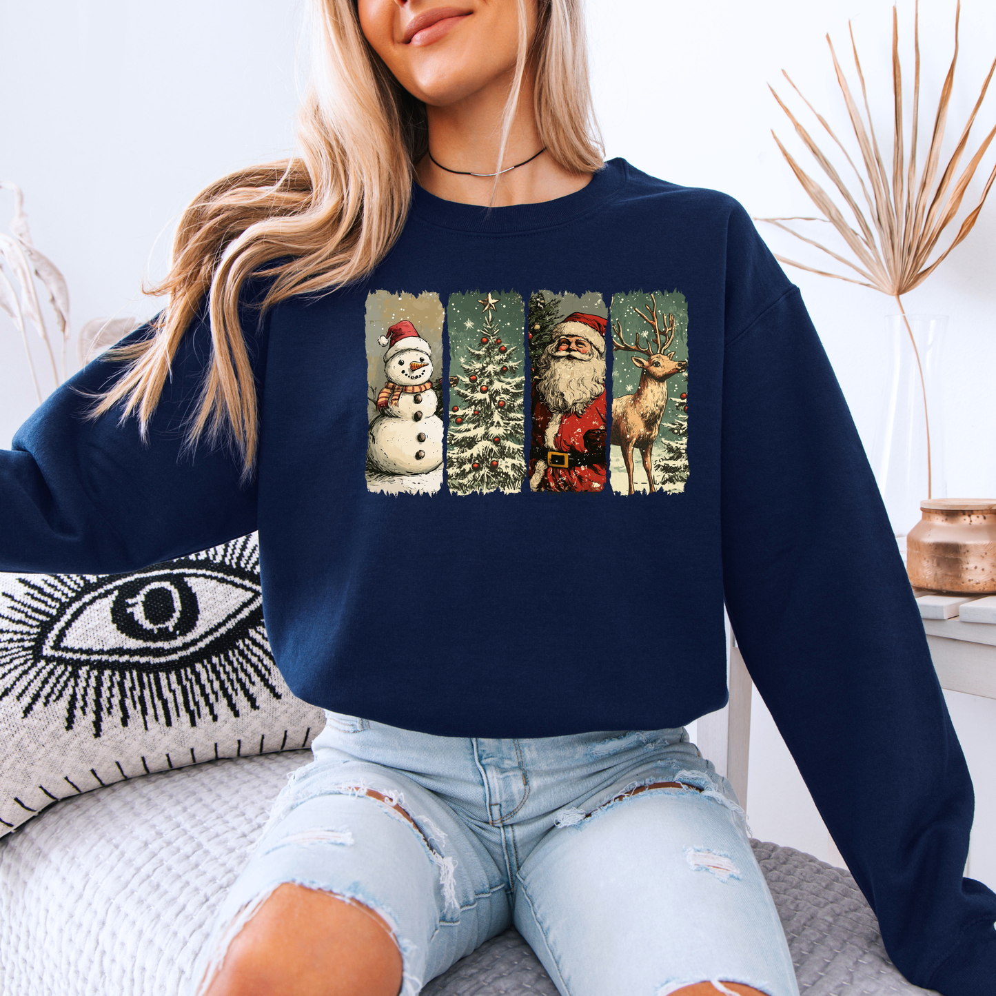 🌟 Retro Holiday Magic 🎄 Organic Cotton Sweatshirt