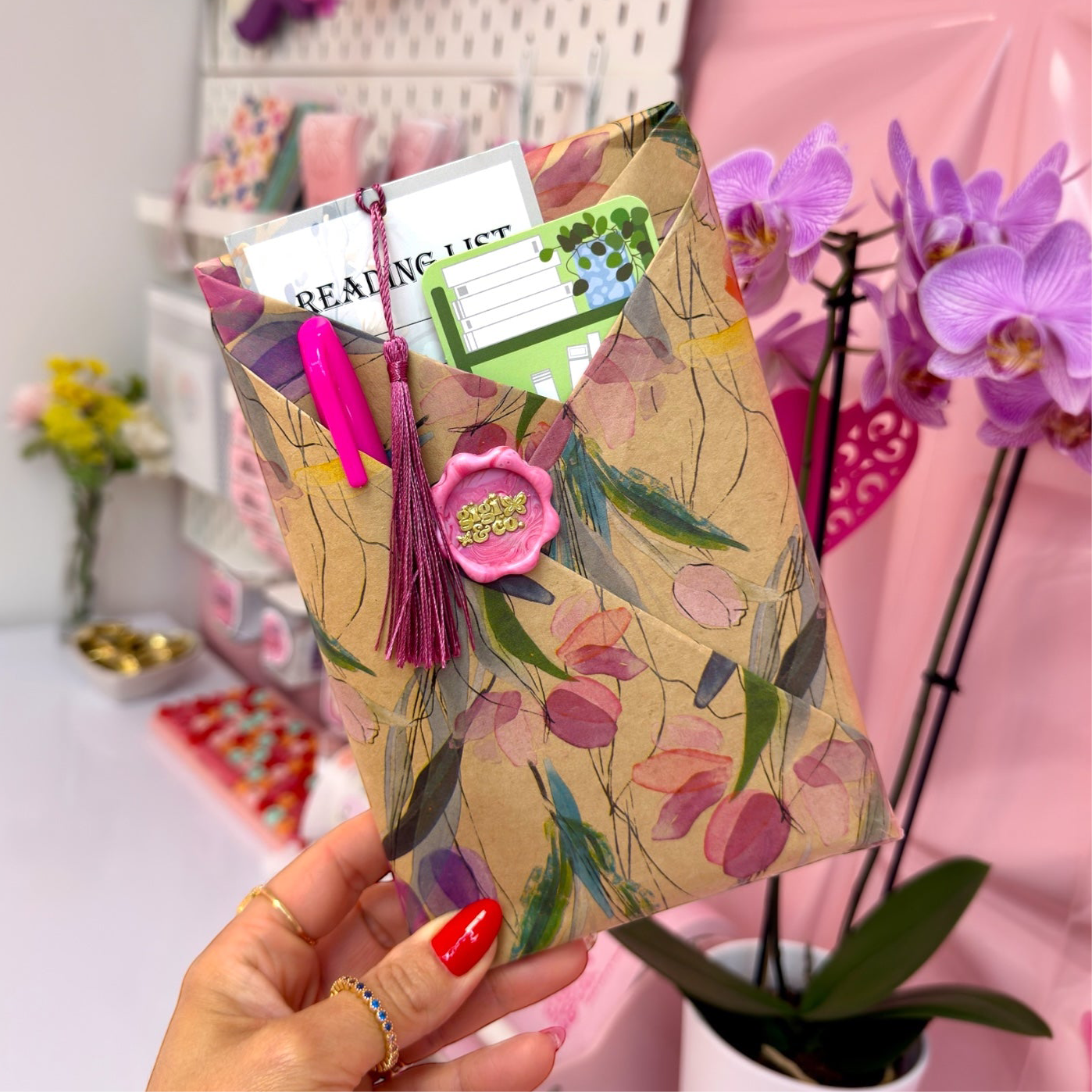 ✨ Bookish Bloom Bundle – Happiness Edition 🌸📚☕
