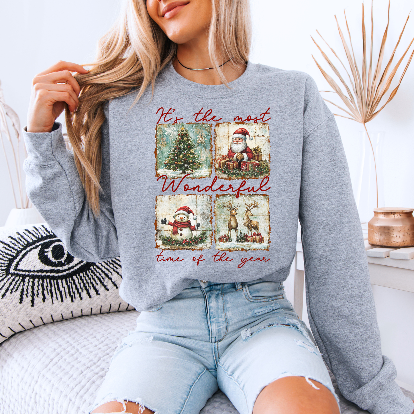 🎄 Vintage Christmas Magic ✨ Organic Cotton Sweatshirt