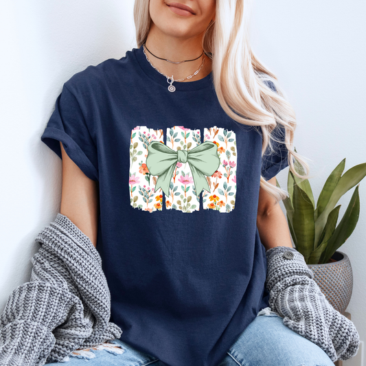 Floral Bow Aesthetic T-Shirt 🎀