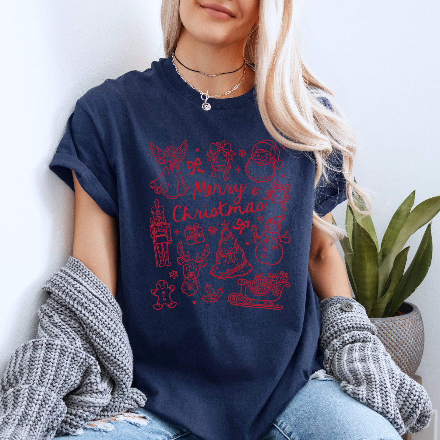 🎄✨ Christmas Doodles 🖊️ 100% Organic Cotton T-Shirt