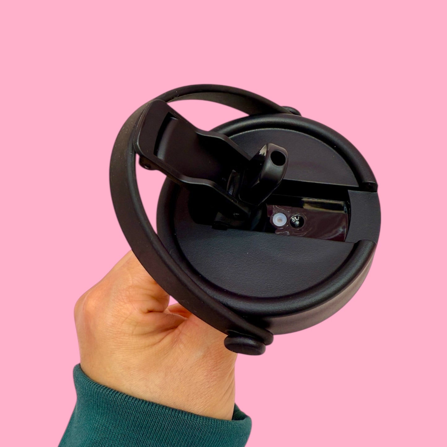 🏠 Gingerbread Village 20oz Stainless Steel Bottle 🍬✨