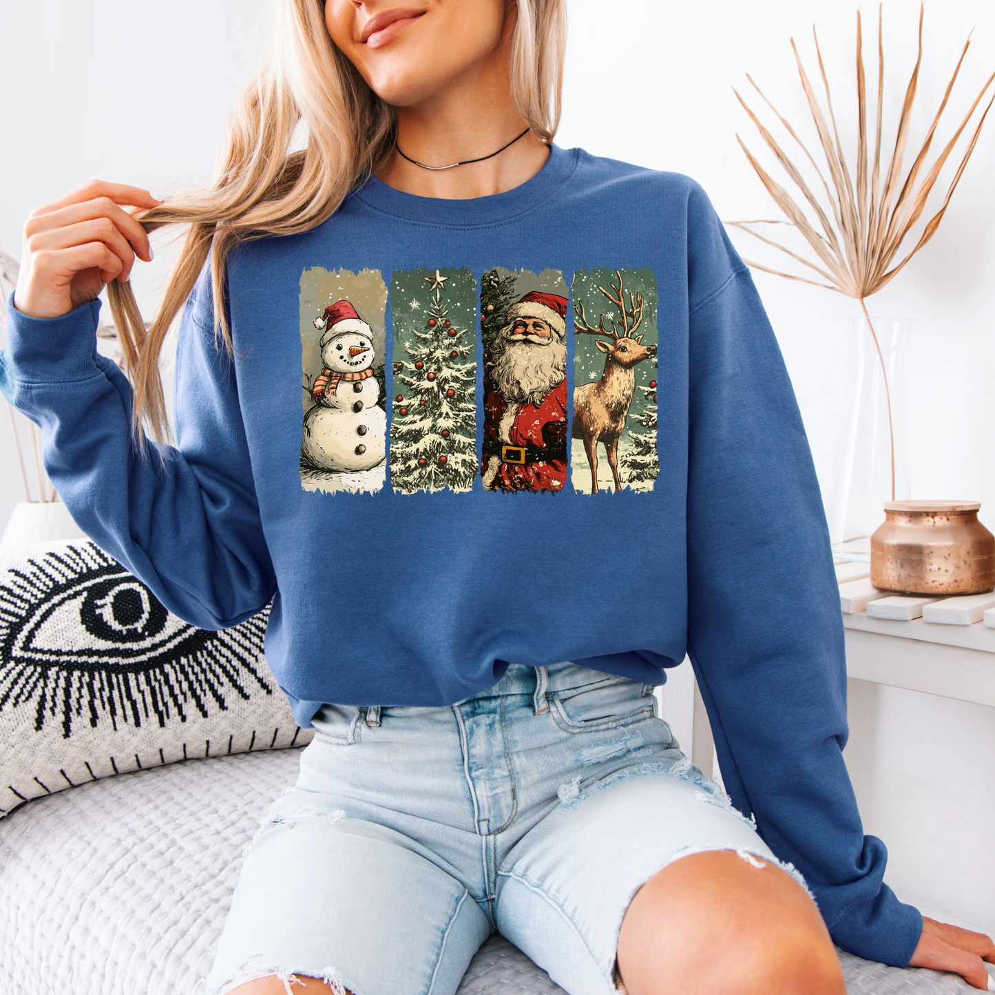 🌟 Retro Holiday Magic 🎄 Organic Cotton Sweatshirt
