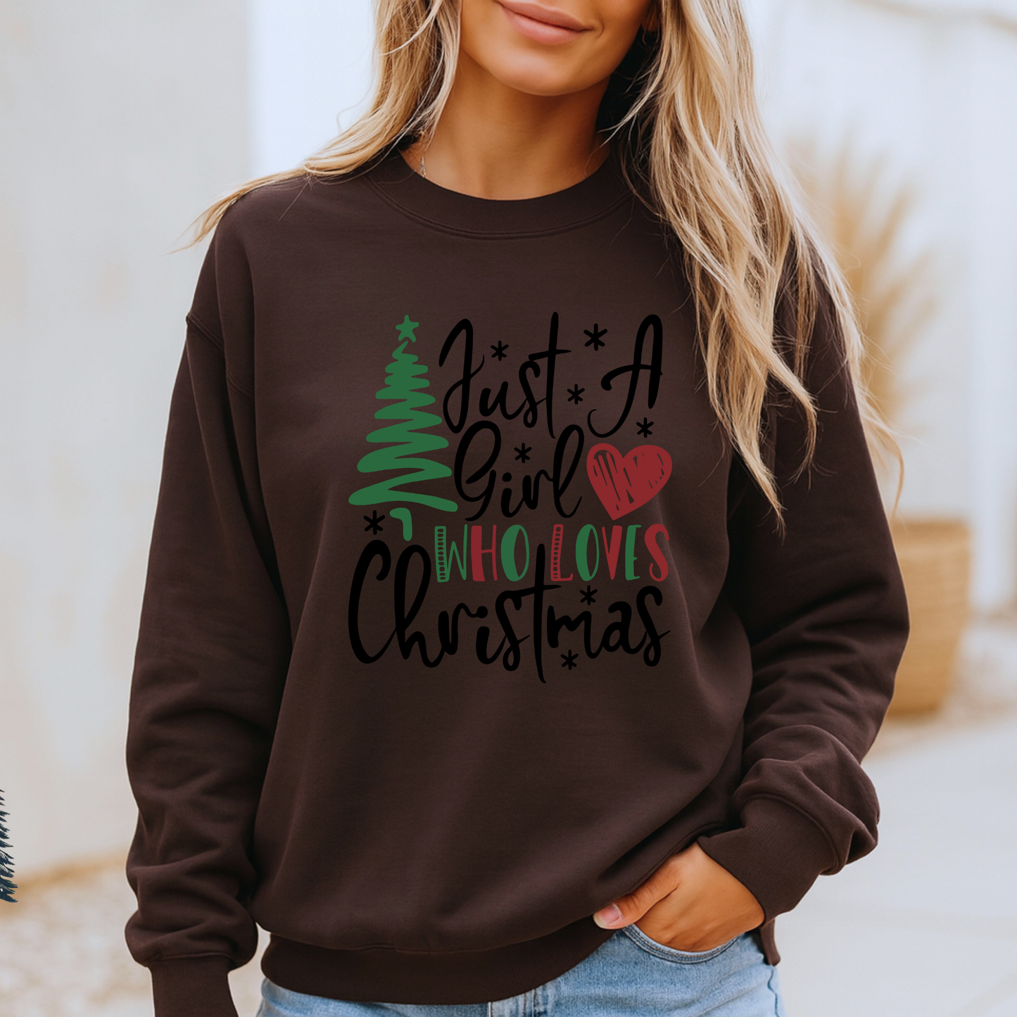 🎄 Just a Girl who loves Christmas 💖 Organic Cotton Sweatshirt