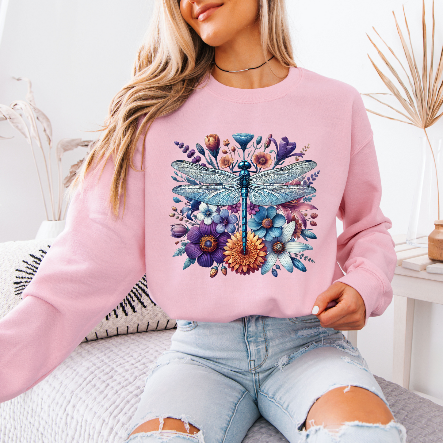 Dragonfly Garden Magic🦋🌺✨
Sweatshirt ✨