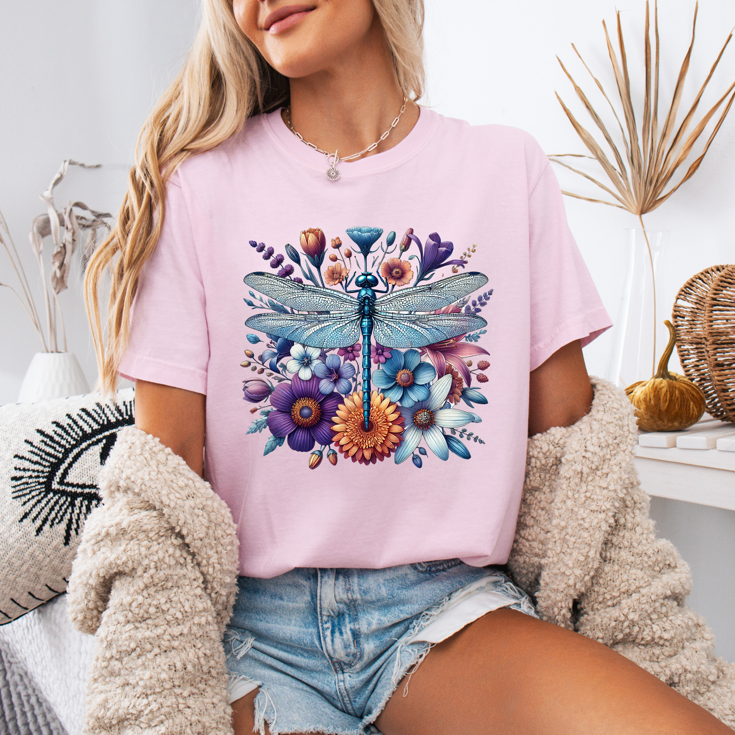 ✨Dragonfly Garden Magic🦋🌺✨
T-shirt 100% Organic Cotton