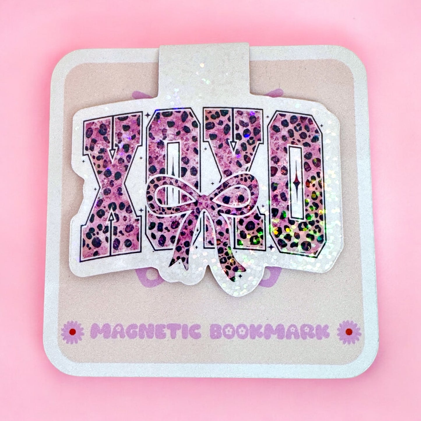 💖✨ Sparkly “XOXO” Magnetic Bookmark 💌📚