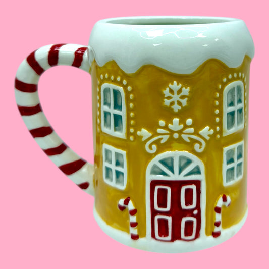 🍪 Title: Gingerbread House 16oz Christmas Mug 🎄☕(Hand-painted in UK)