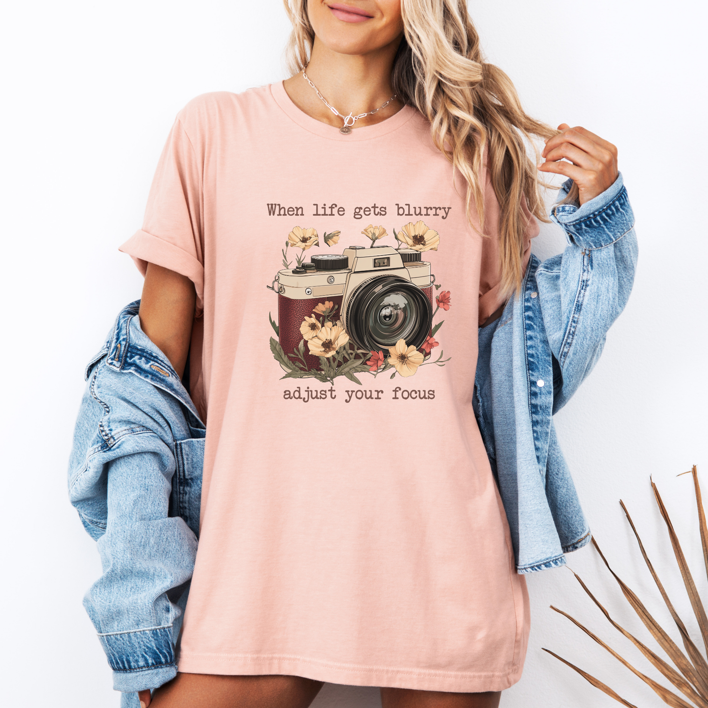 📸🌸 Adjust Your Focus✨
100% Organic Cotton T-Shirt