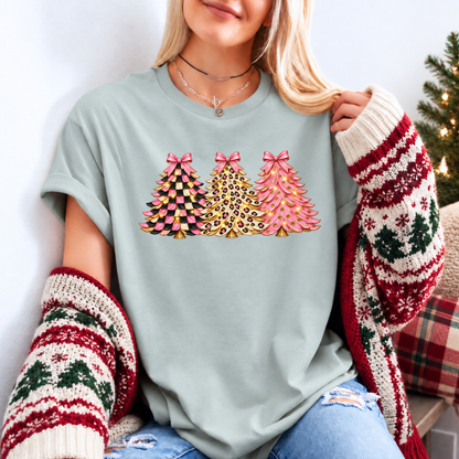 Pink, Wild & Bow-tiful Christmas Trees 🎀🎄✨ Organic Cotton Christmas T-Shirt