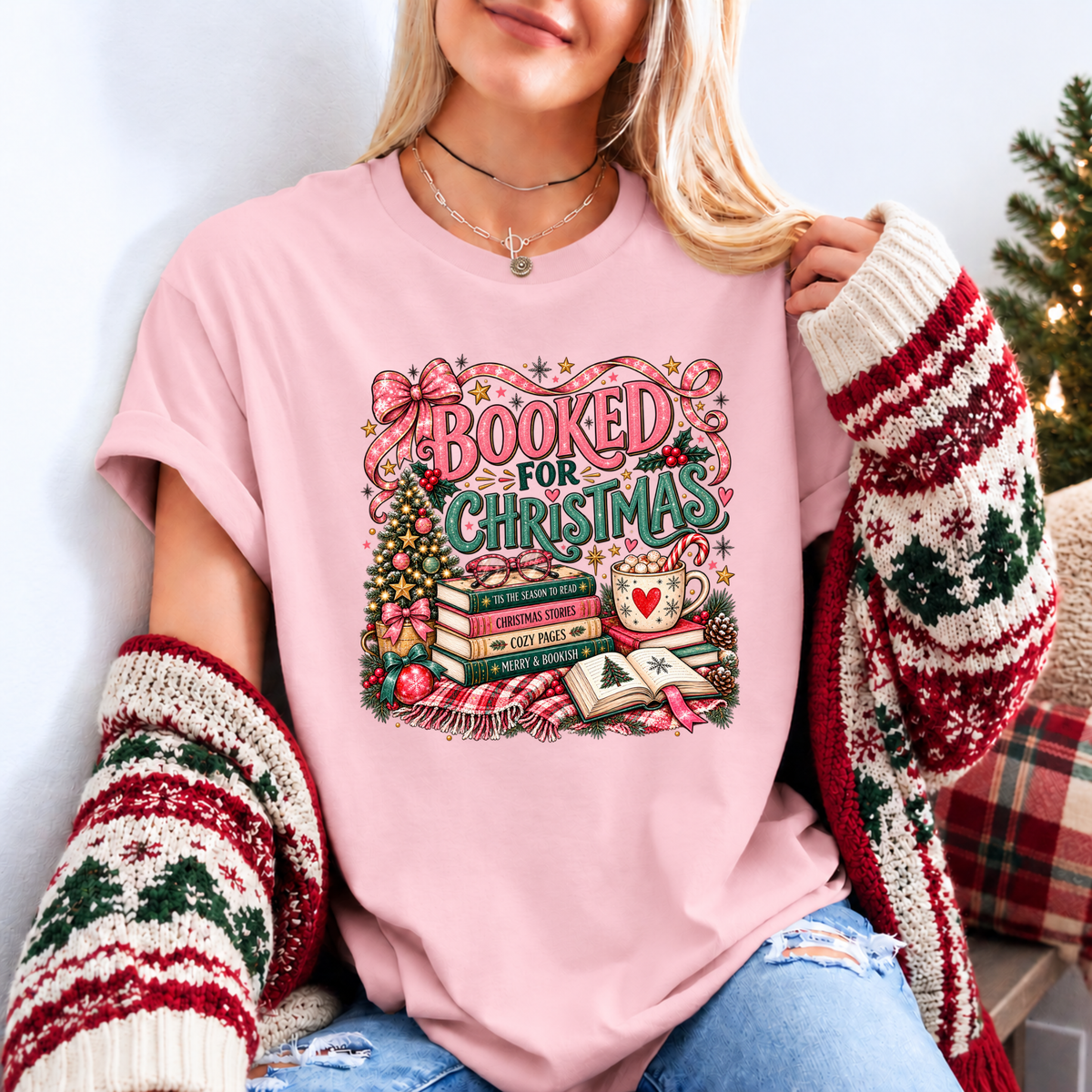 Booked for a Cosy Christmas 🎀📚🎄 Organic Cotton Christmas T-Shirt
