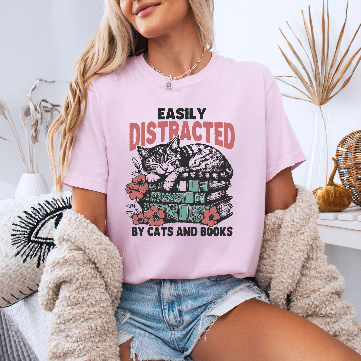 Cat Nap & Chapters - 100% Organic cotton T-shirt