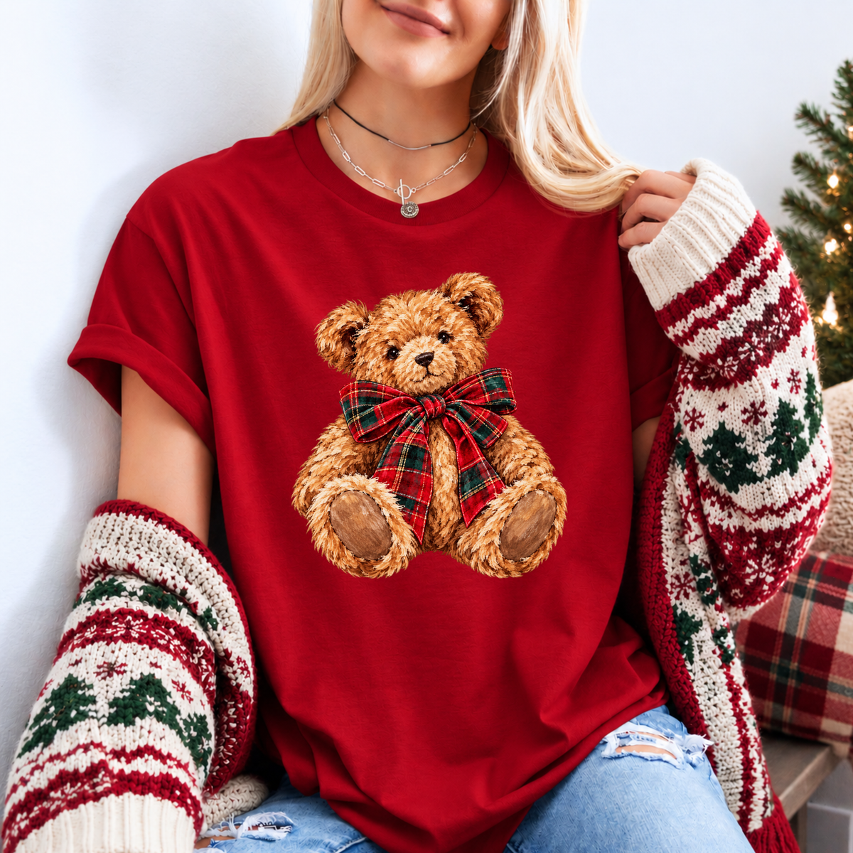 The Cutest Little Christmas Teddy 🧸🎄🎀 Organic Cotton Christmas T-Shirt