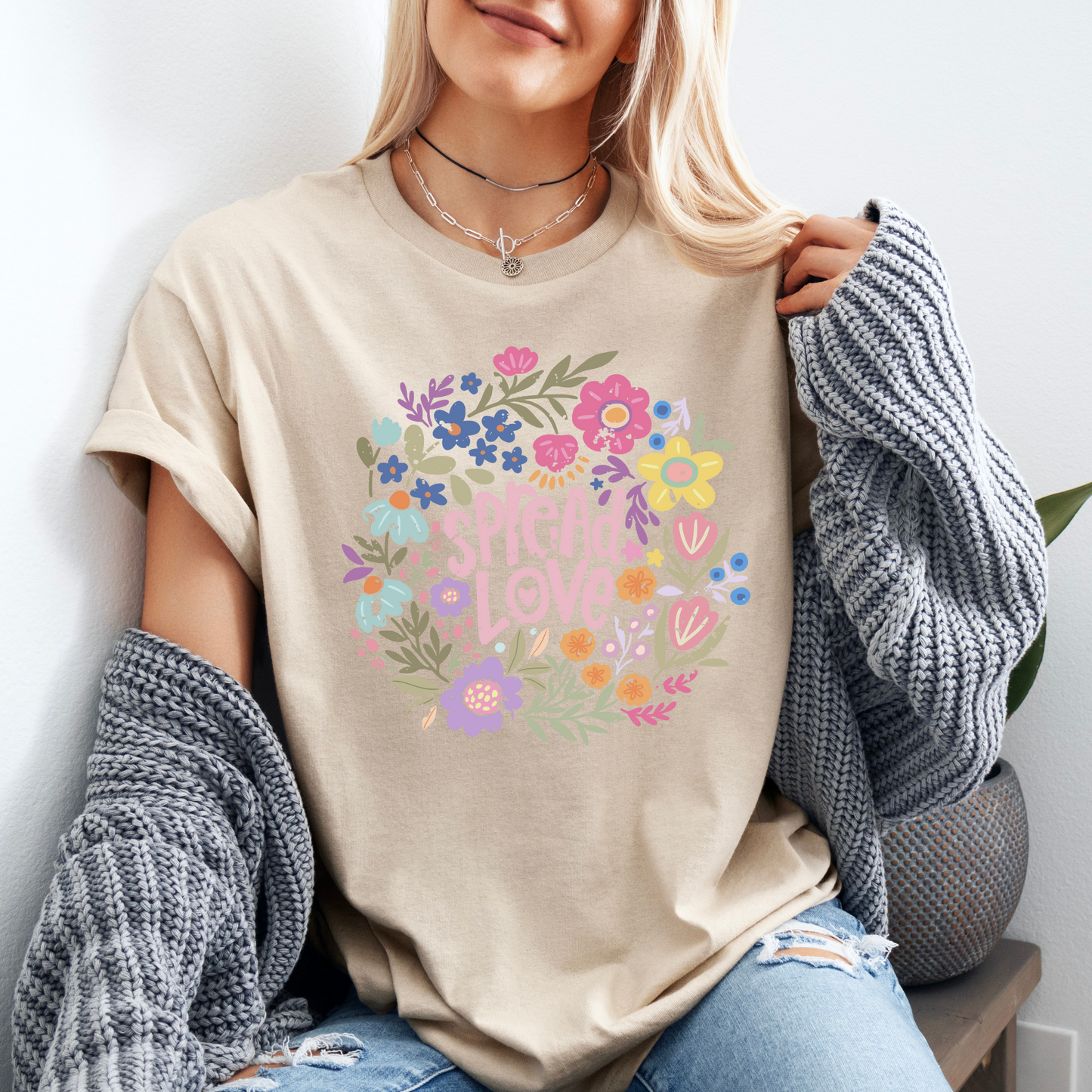 Spread Love  T-shirt 100% Organic Cotton