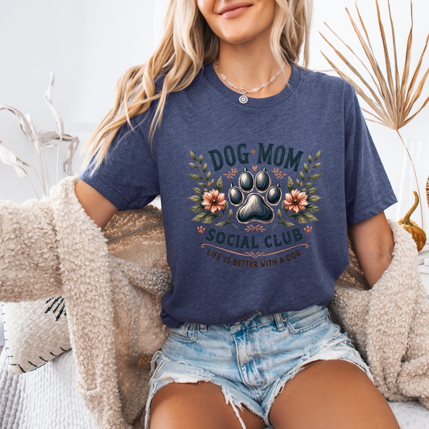 Mom Social Club T-shirt 100% Organic Cotton
