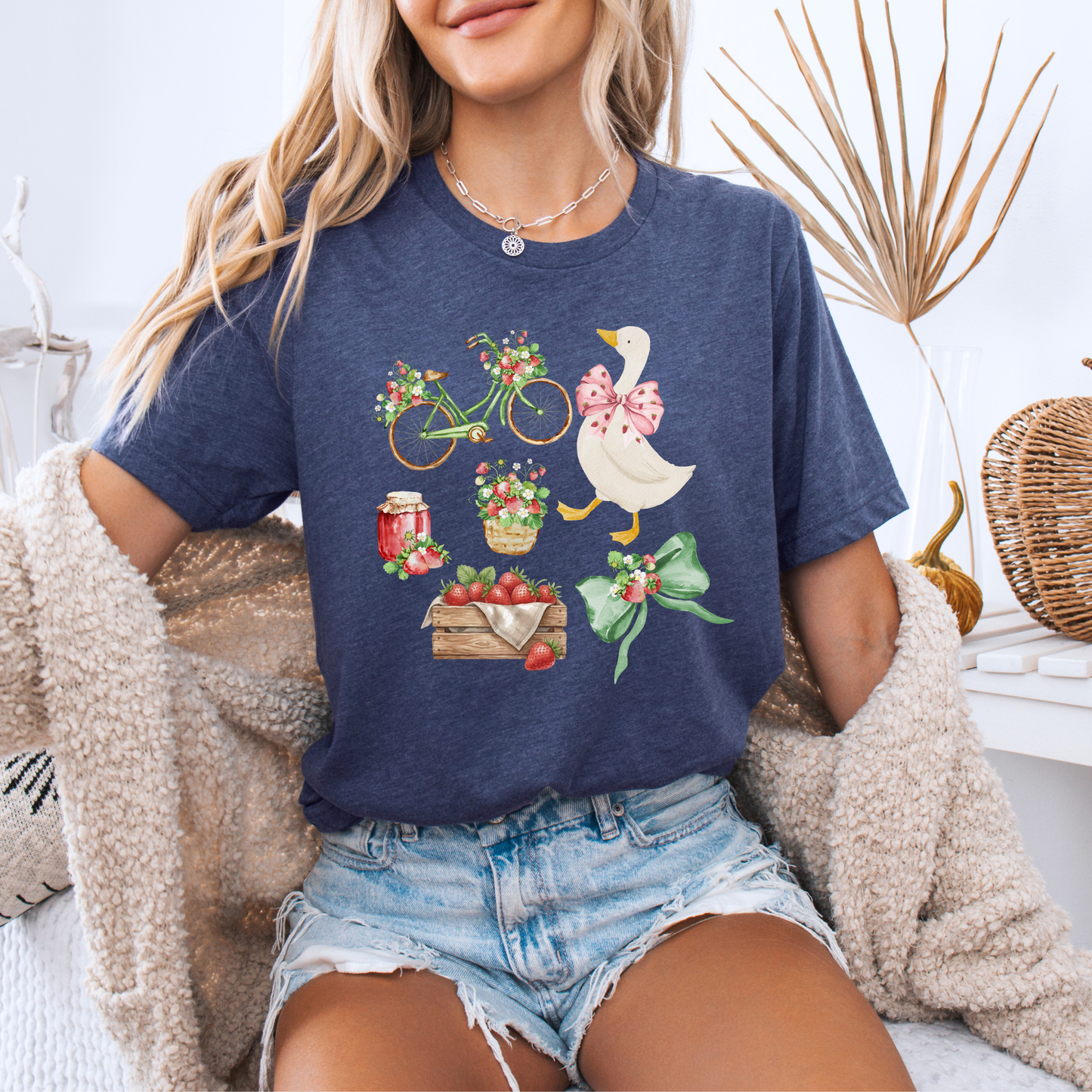 Strawberry Goose Cottage 🍓🪿 t-shirt 100% Organic Cotton