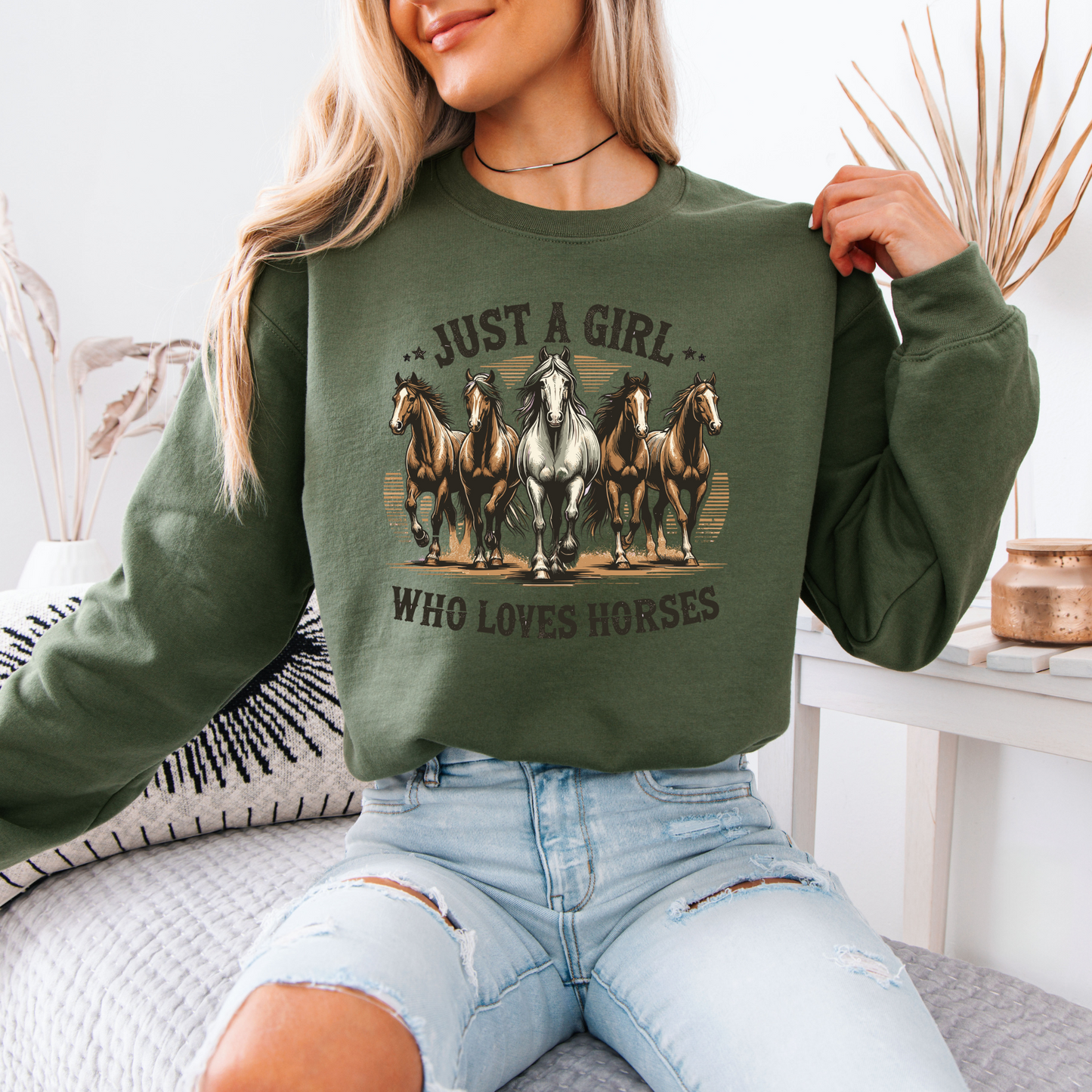 Just a Girl who Loves Horses Sweatshirt 📚✨