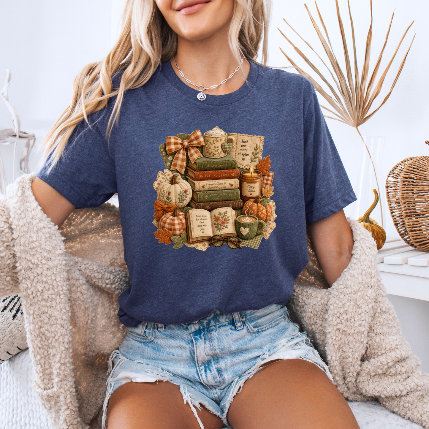 🍂📚 Autumn Stories & Cozy Chapters T-Shirt 🎃☕
