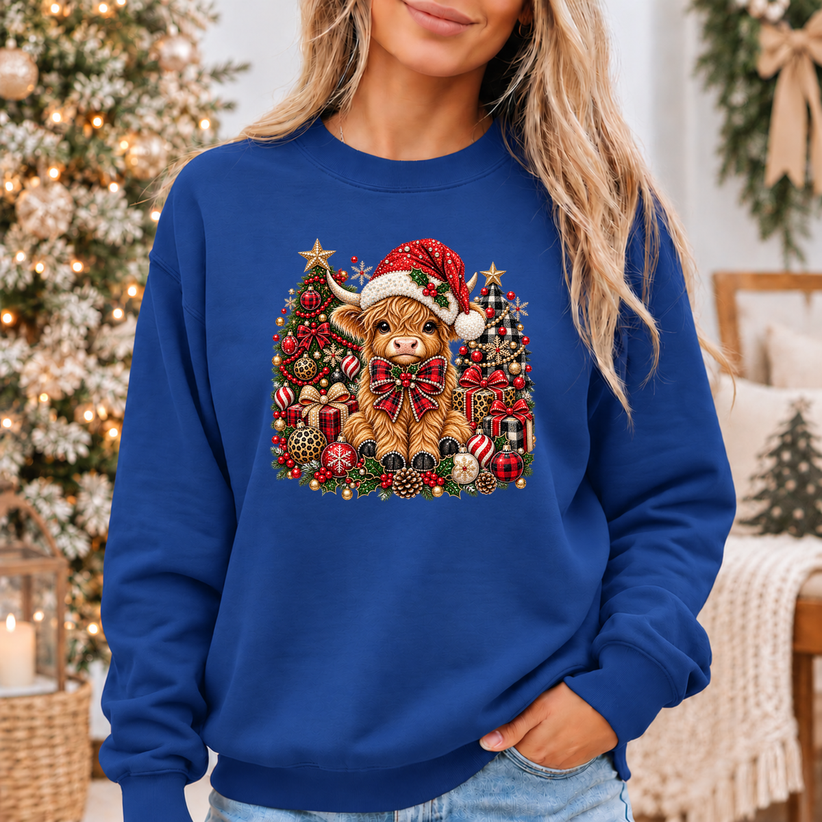 Moo-rry Christmas Highland Cow 🐮🎄🎀 Cosy Christmas Sweatshirt