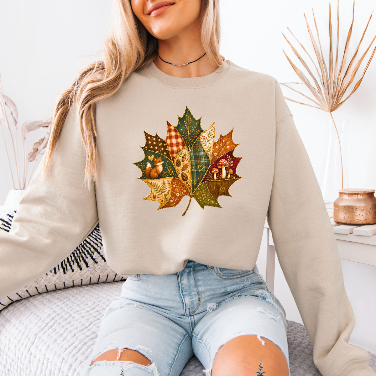 🍂🧵 Patchwork Autumn Leaf Soft Sweatshirt 🍁✨