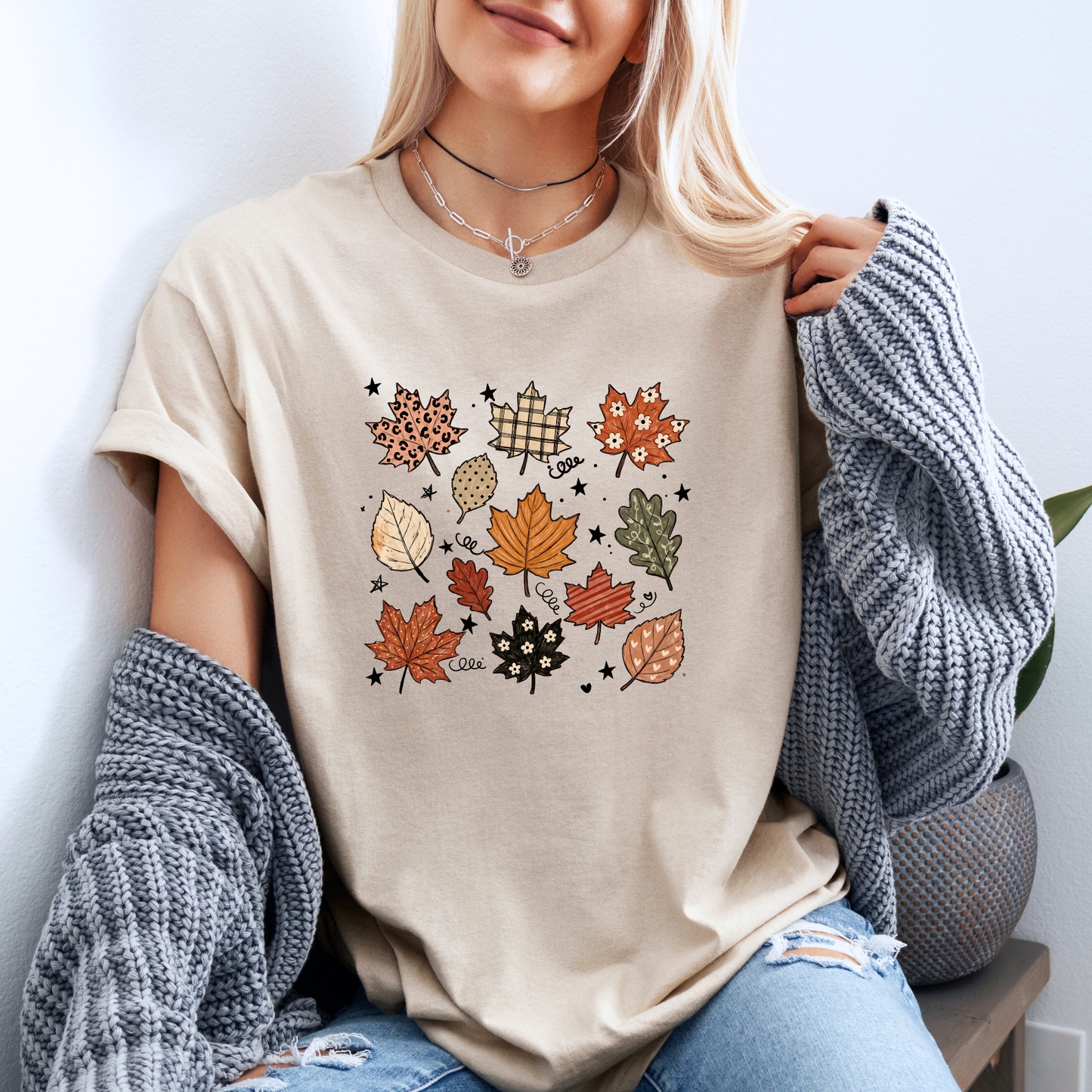 🍂✨ Whimsical Autumn Leaves T-Shirt 🍁🤎🌿