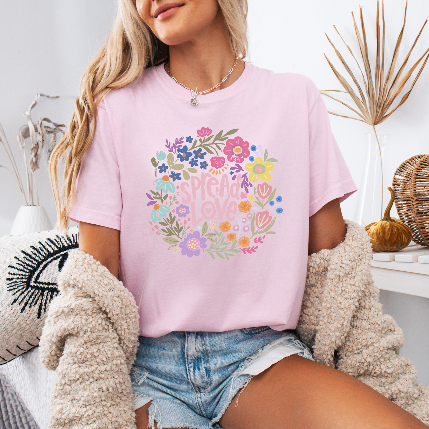 Spread Love  T-shirt 100% Organic Cotton