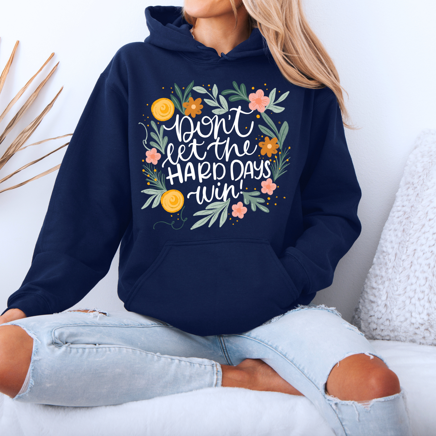🌼✨ Don’t Let the Hard Days Win 💛🌿
Luxuriously Thick Hoodie✨