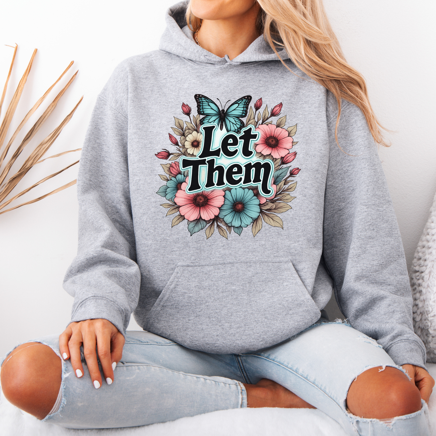 🦋🌸 Let Them✨🌿
Luxuriously Thick Hoodie✨