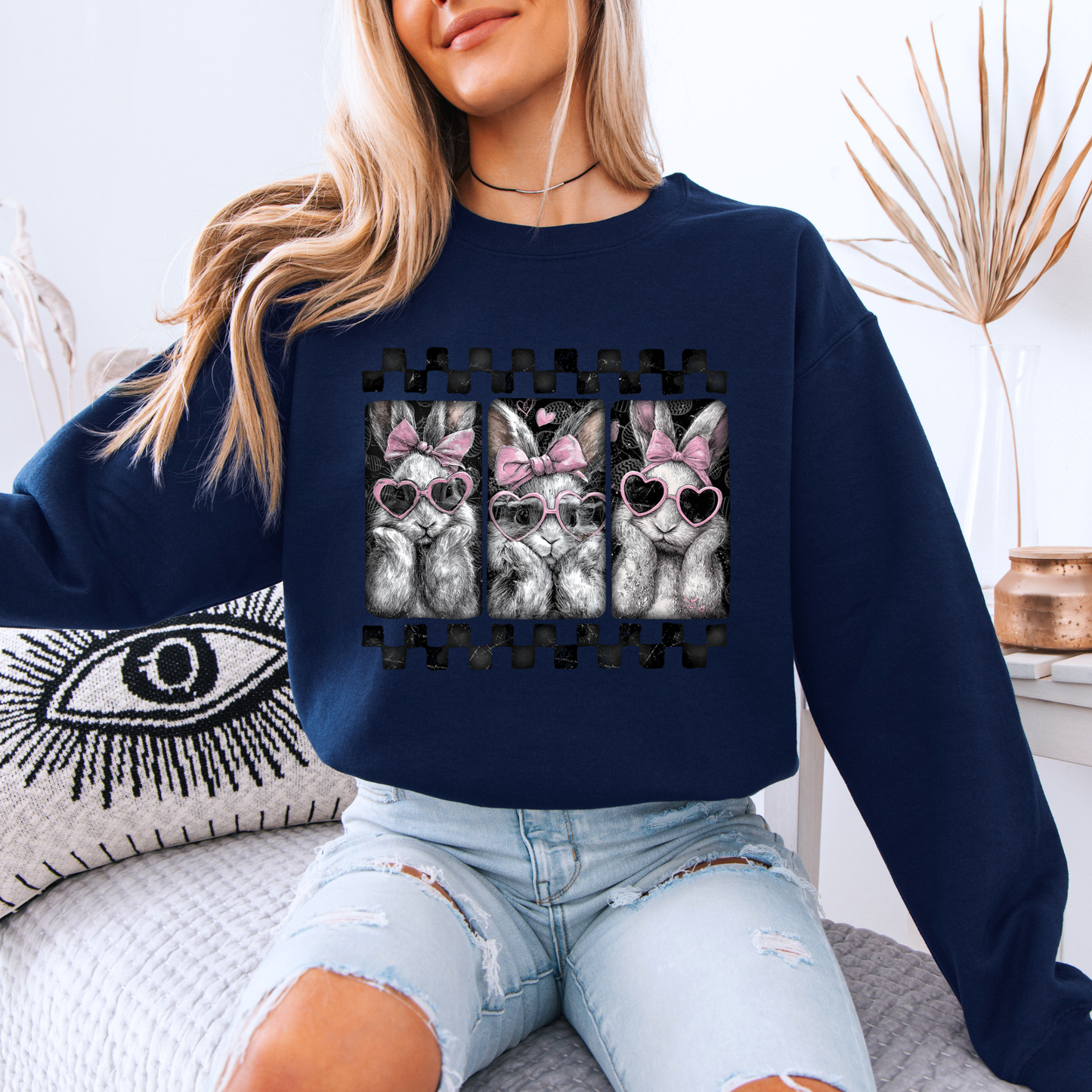 Vintage Bunny Film Strip Sweatshirt 🐰💗