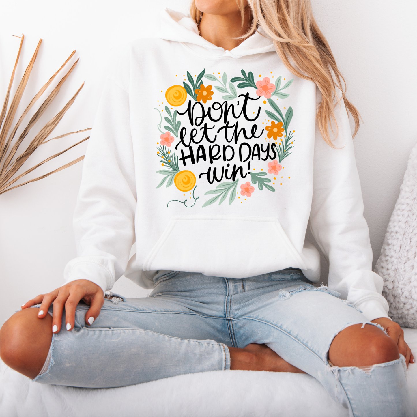🌼✨ Don’t Let the Hard Days Win 💛🌿
Luxuriously Thick Hoodie✨