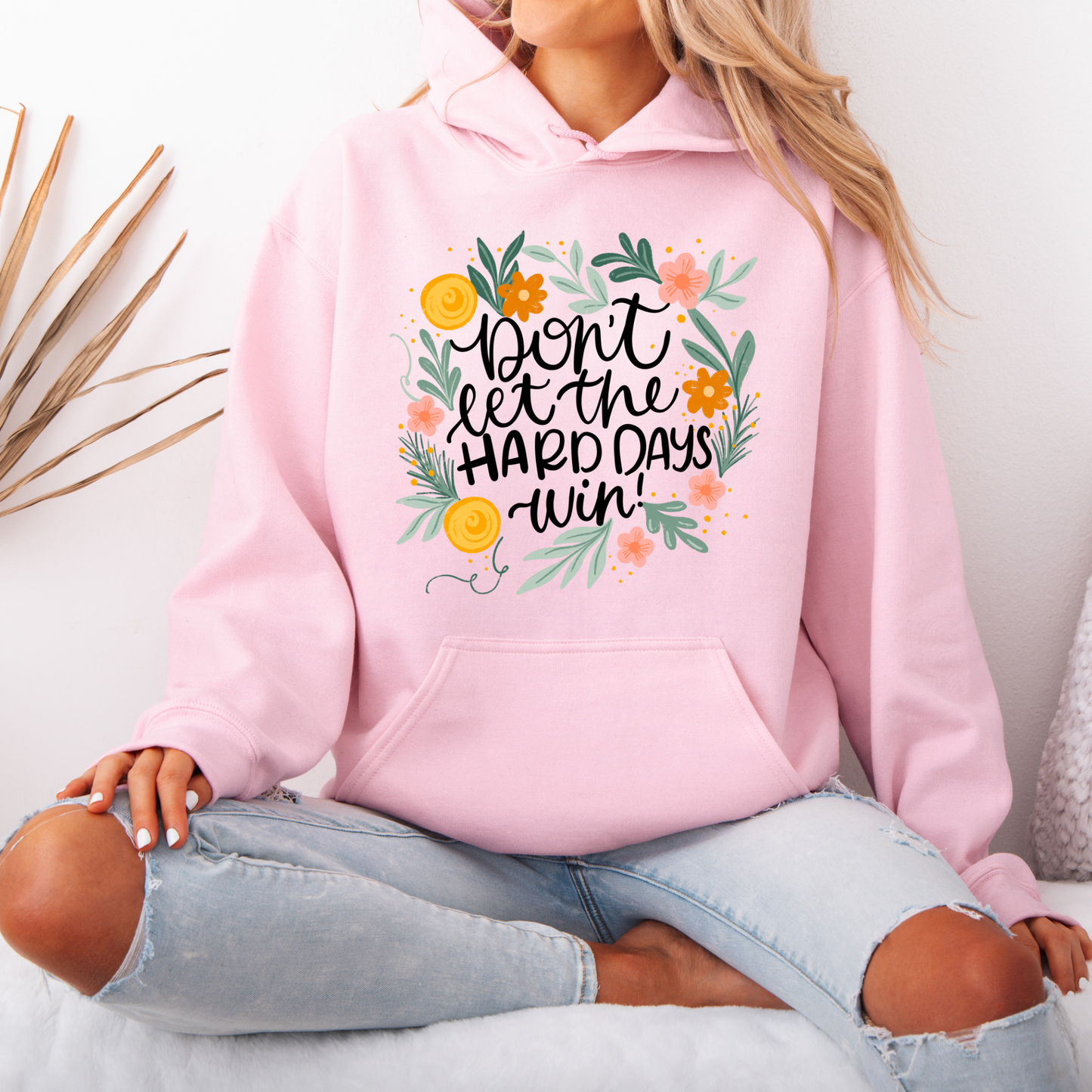 🌼✨ Don’t Let the Hard Days Win 💛🌿
Luxuriously Thick Hoodie✨