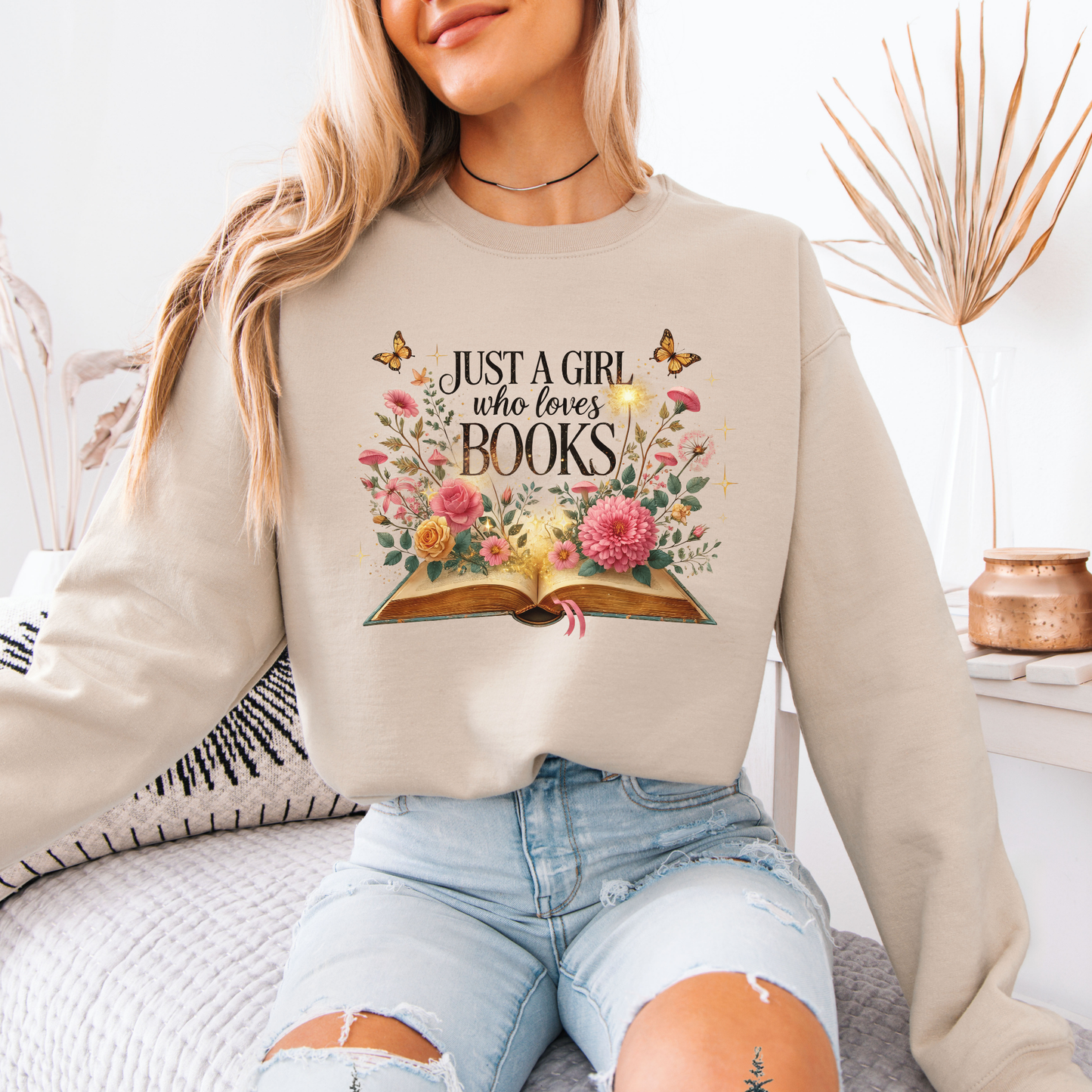 ✨📚 Just a Girl Who Loves Books 
Organic Cotton Sweatshirt