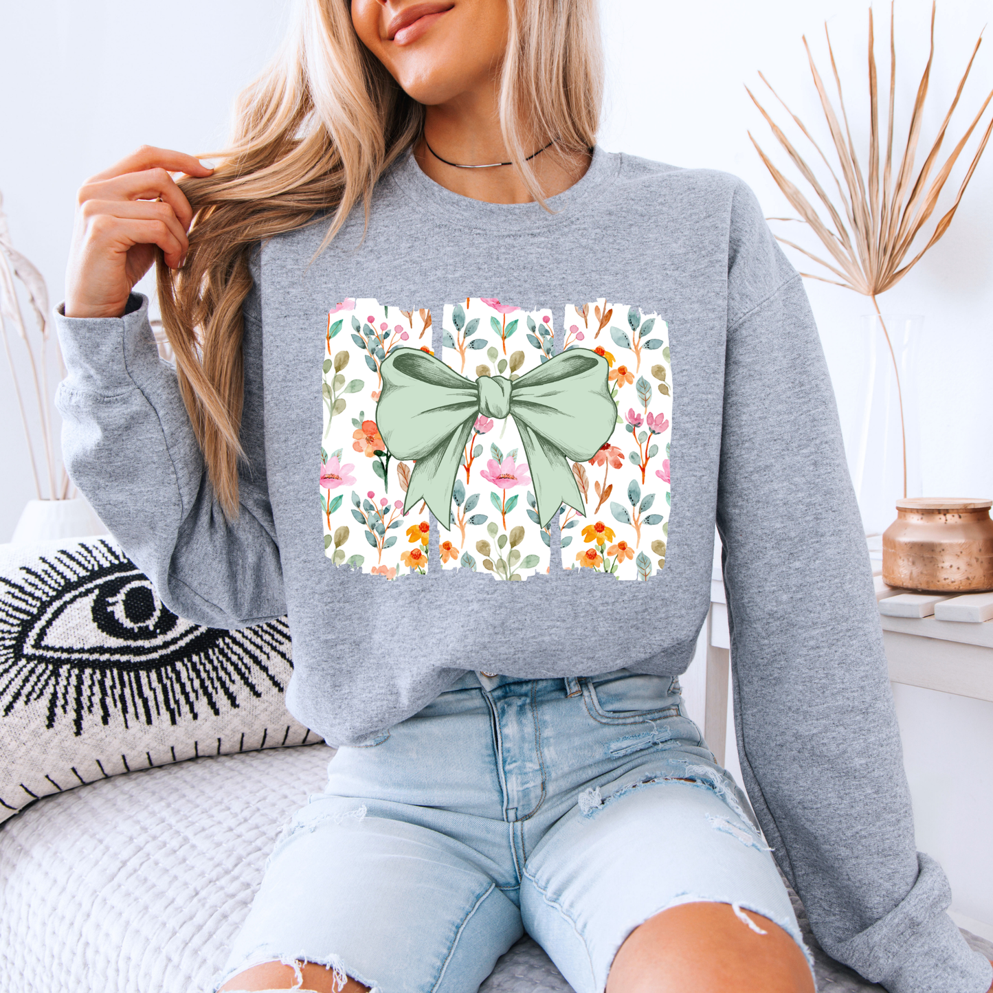 Floral Bow Sweatshirt 🌿🎀