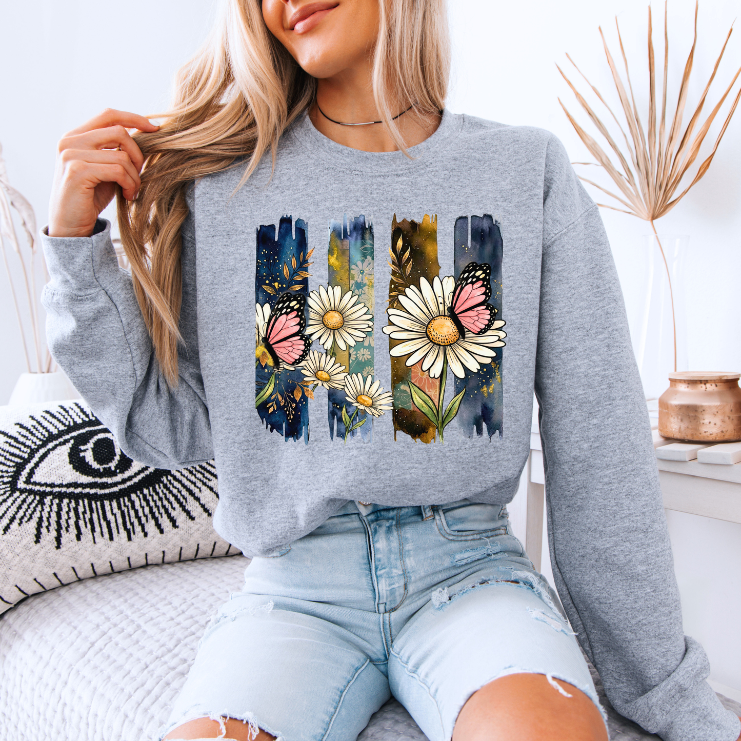 Midnight Daisy Butterfly 🌙🦋 Sweatshirt