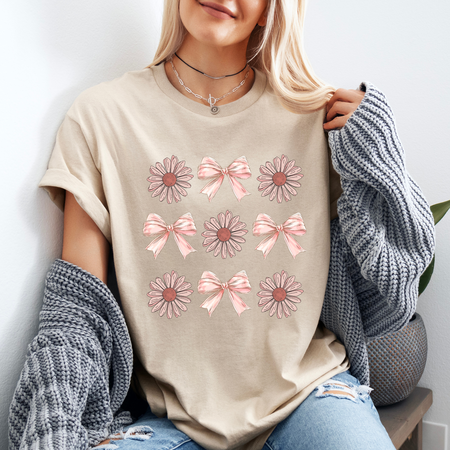 🌸 Pretty Petals & Pink Bows Tee 🎀