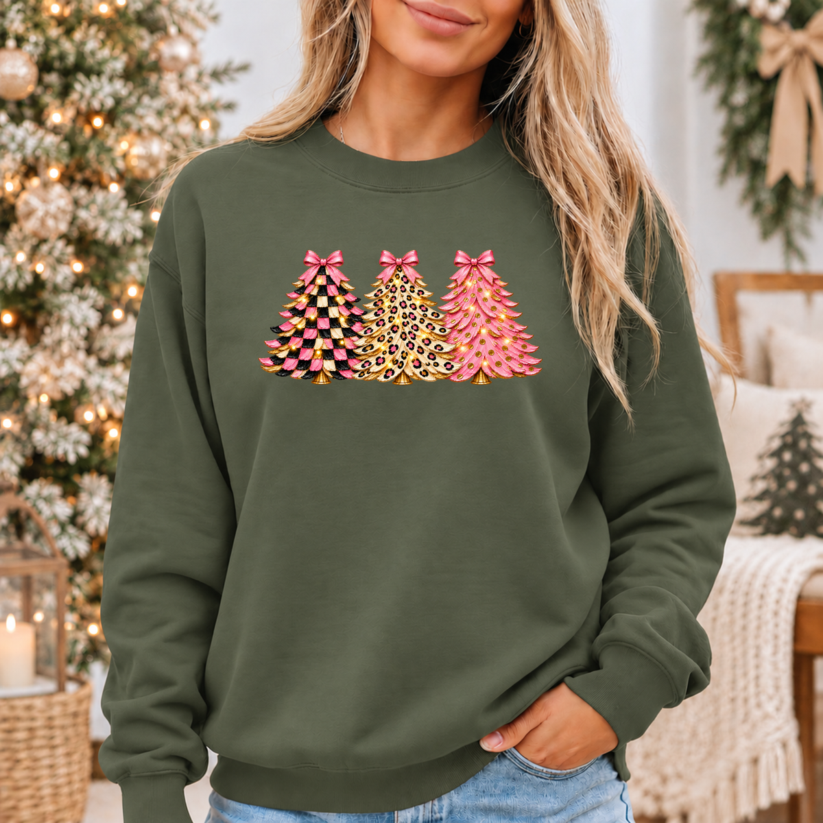 Pink, Wild & Bow-tiful Christmas Trees 🎀🎄✨ Cosy Christmas Sweatshirt