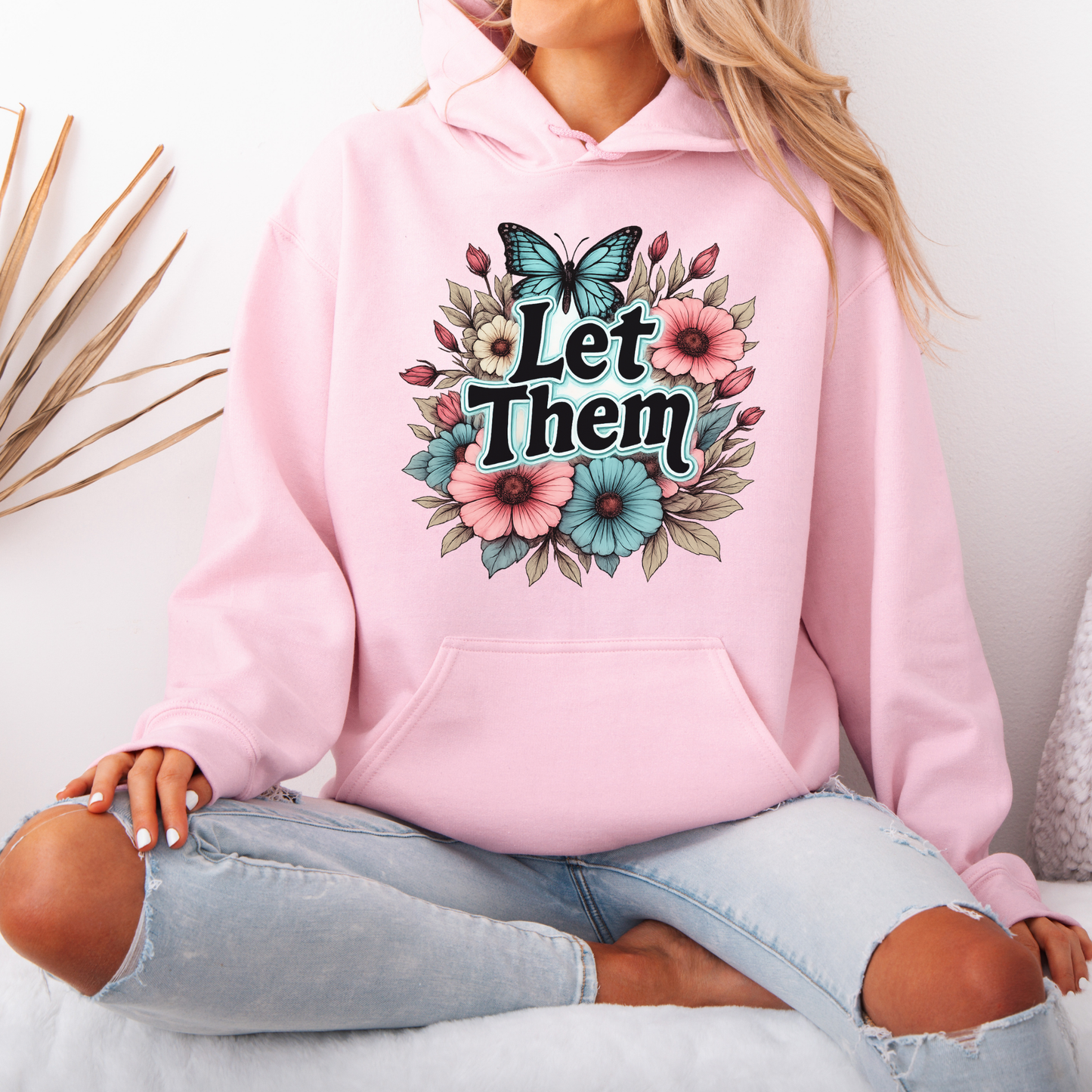 🦋🌸 Let Them✨🌿
Luxuriously Thick Hoodie✨