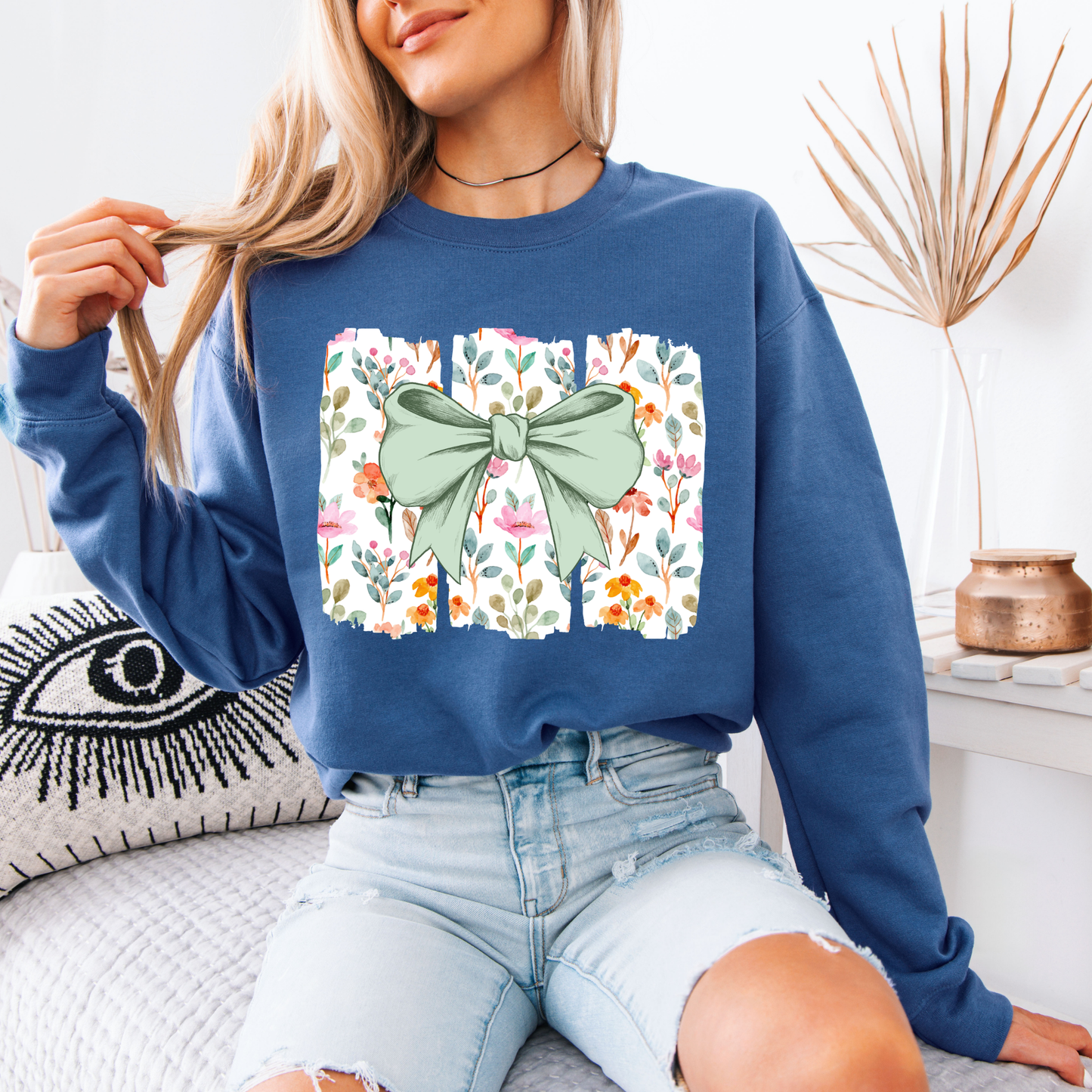 Floral Bow Sweatshirt 🌿🎀