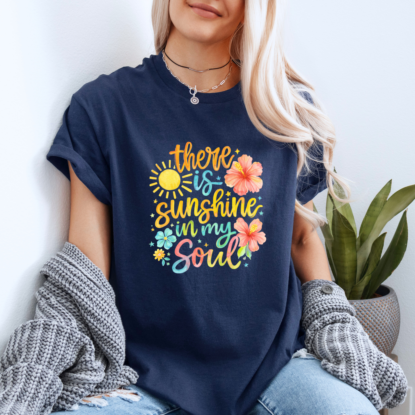 ☀️🌺 There Is Sunshine In My Soul T-Shirt ✨💛