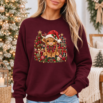 Moo-rry Christmas Highland Cow 🐮🎄🎀 Cosy Christmas Sweatshirt