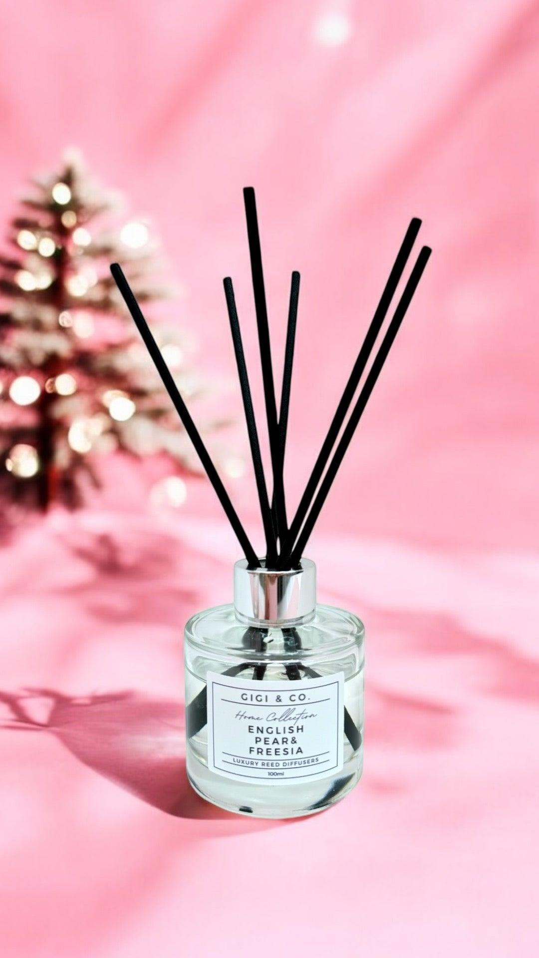 🌸 English Pear & Freesia Reed Diffuser 🌸