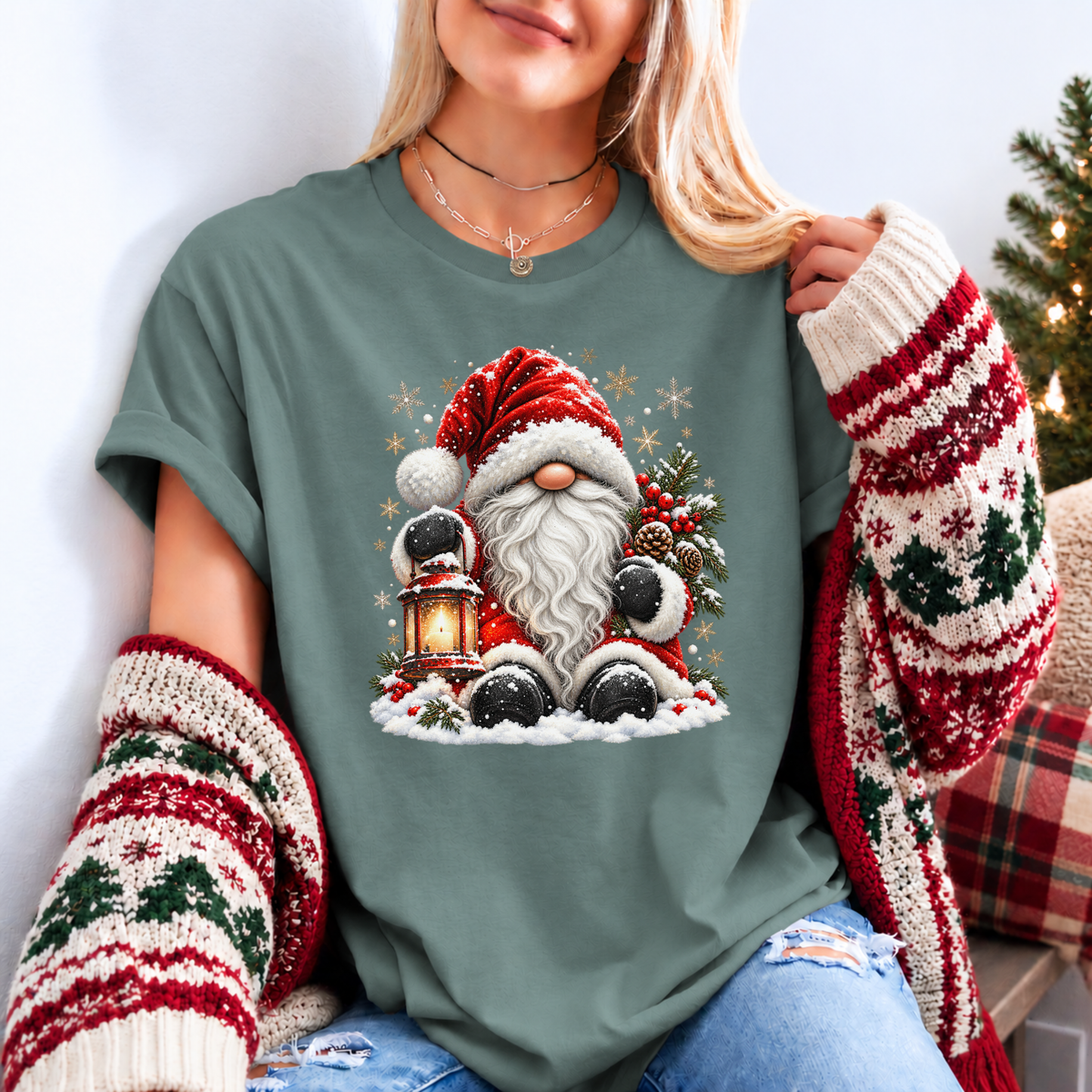 Santa's Cosy Winter Magic 🎅❄️✨ Organic Cotton Christmas T-Shirt