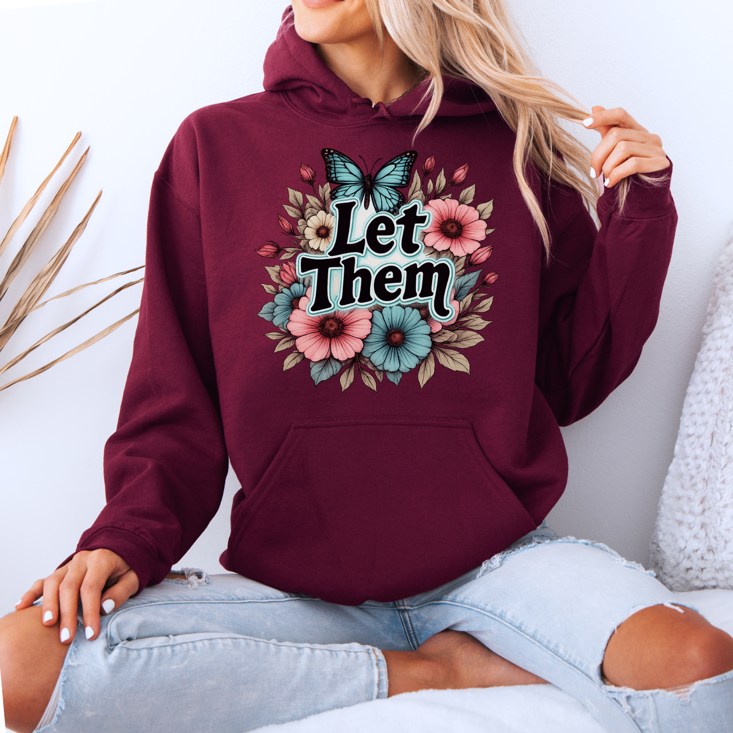 🦋🌸 Let Them✨🌿
Luxuriously Thick Hoodie✨